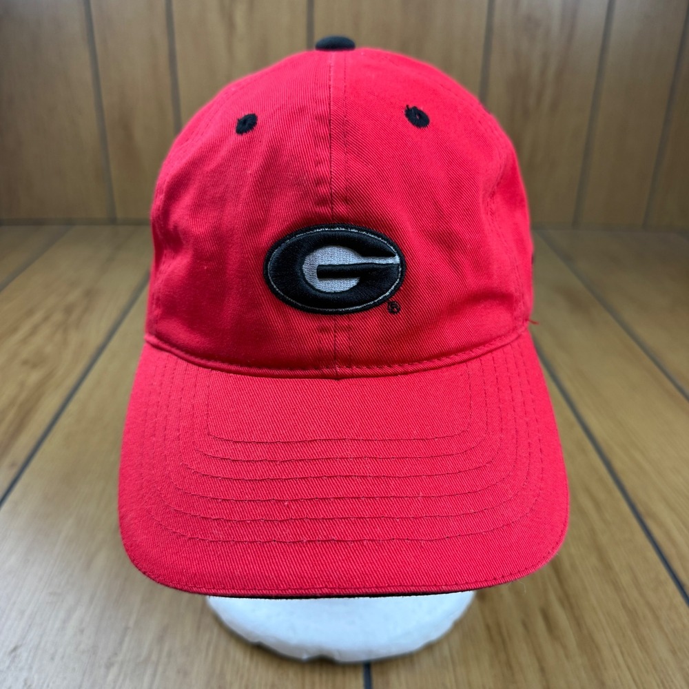 Colosseum Georgia Bulldogs Hat Red Adjustable Baseball Cap NCAA Collegiate